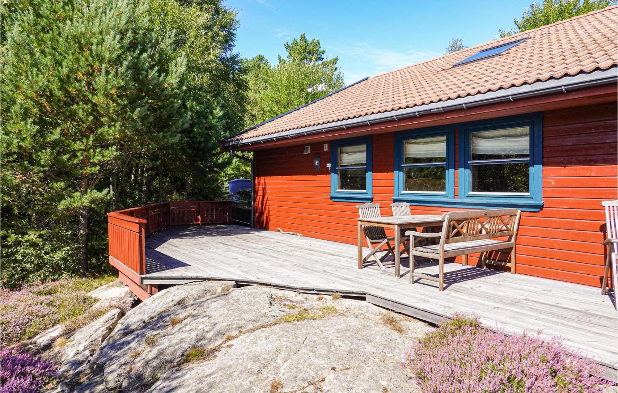 Nice Home In Lindesnes With Sauna Svenevik Екстер'єр фото